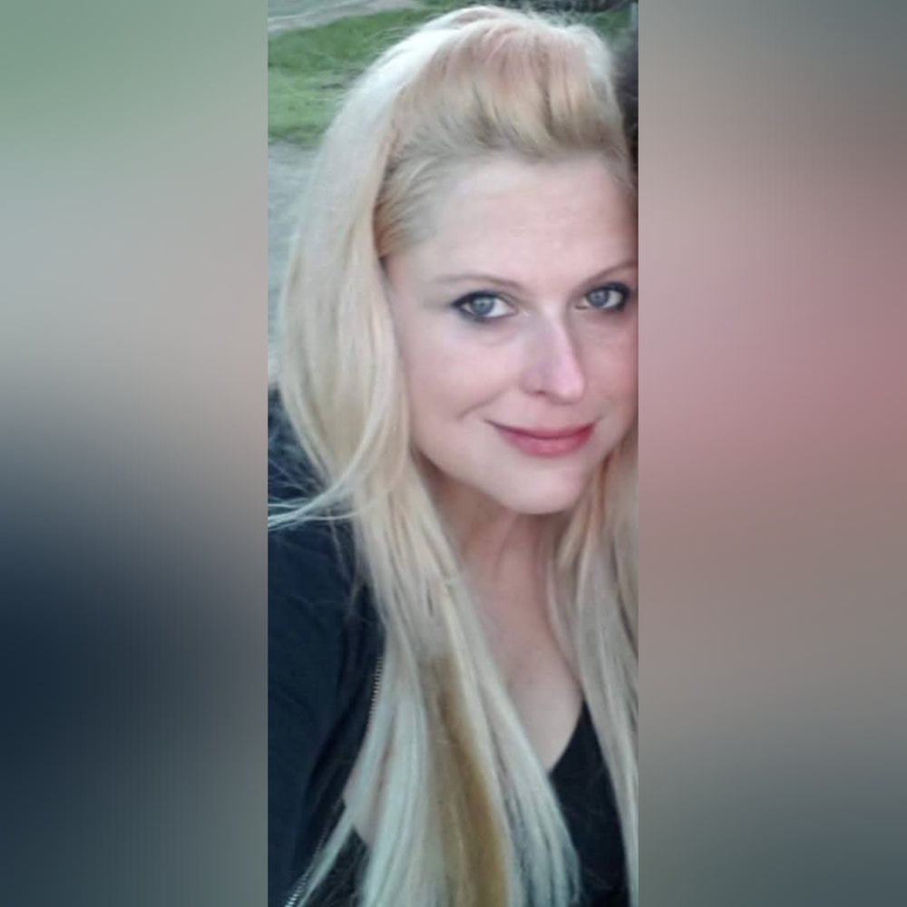 Meet your Posher, Bobbi!